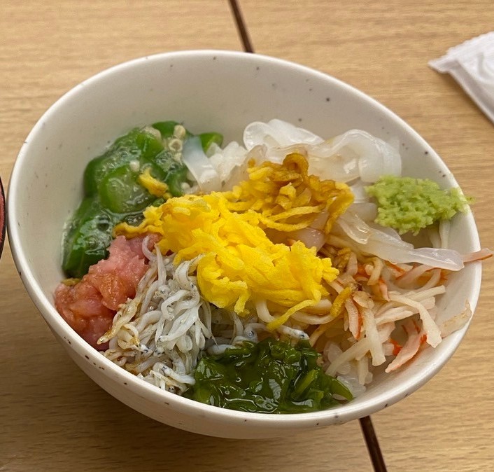 勝手丼