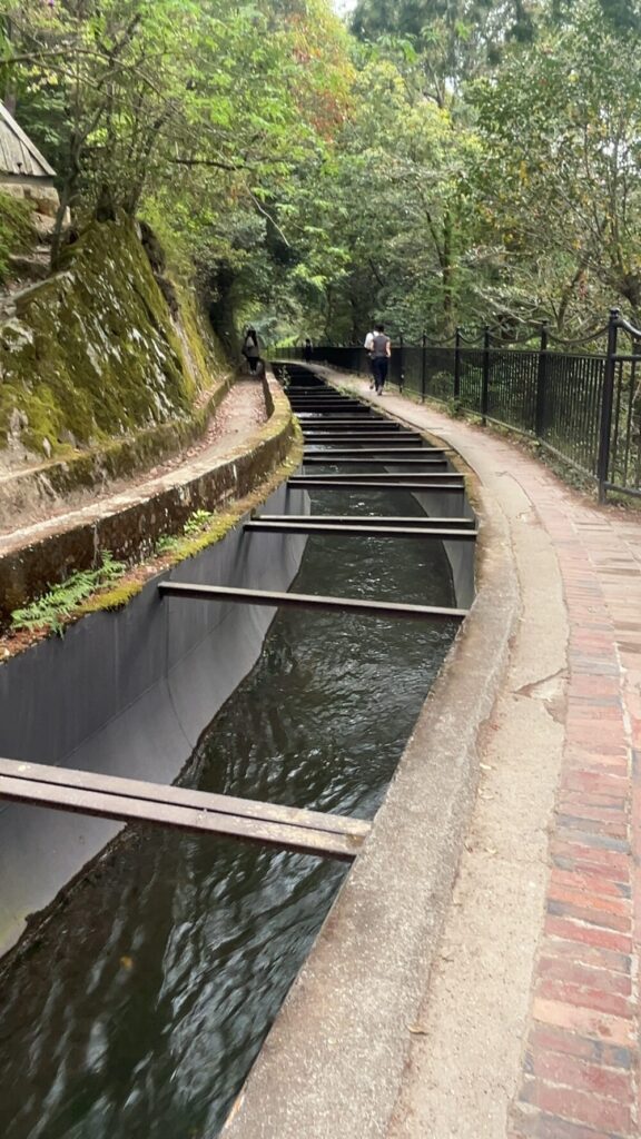 水路閣